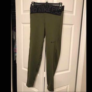 Nike Pro Intertwist Legging
